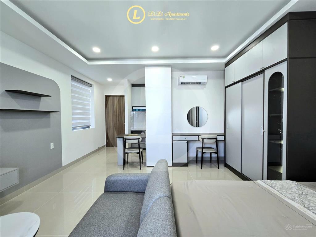Chính chủ cho thuê căn hộ studio rộng gần 40m2  full nội thất
