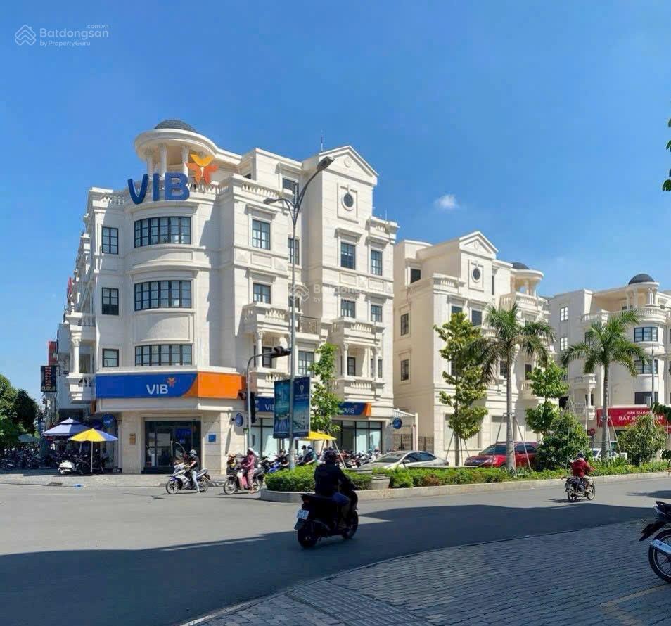Chủ thanh lý gấp mt 468 phan văn trị p7, dt 5x20m, 5 lầu hđt 45tr/tháng
