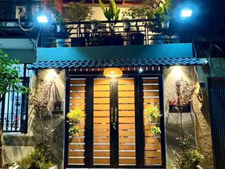 Bán nhà đẹp hơn 6 tỷ  ngang 4m, hẻm 2 xe hơi đường số 102  tăng nhơn phú a  q9