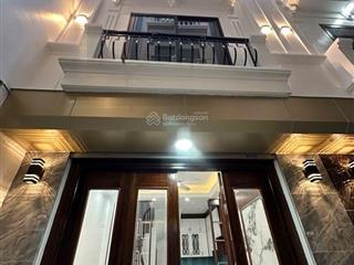 Chủ nhờ bán 4 căn 5 tầng sát nhau lựa chọn vô tư ko lo về giá diện tích 35m2/sàn cách ô tô tránh 5m