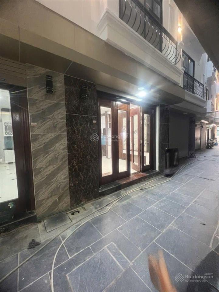 Cùng khu vực có 5 căn 5 tầng lô góc diện tích 38m2 nhỉnh 6 tỷ/căn gần chợ t. bàn, cầu vĩnh tuy, eon