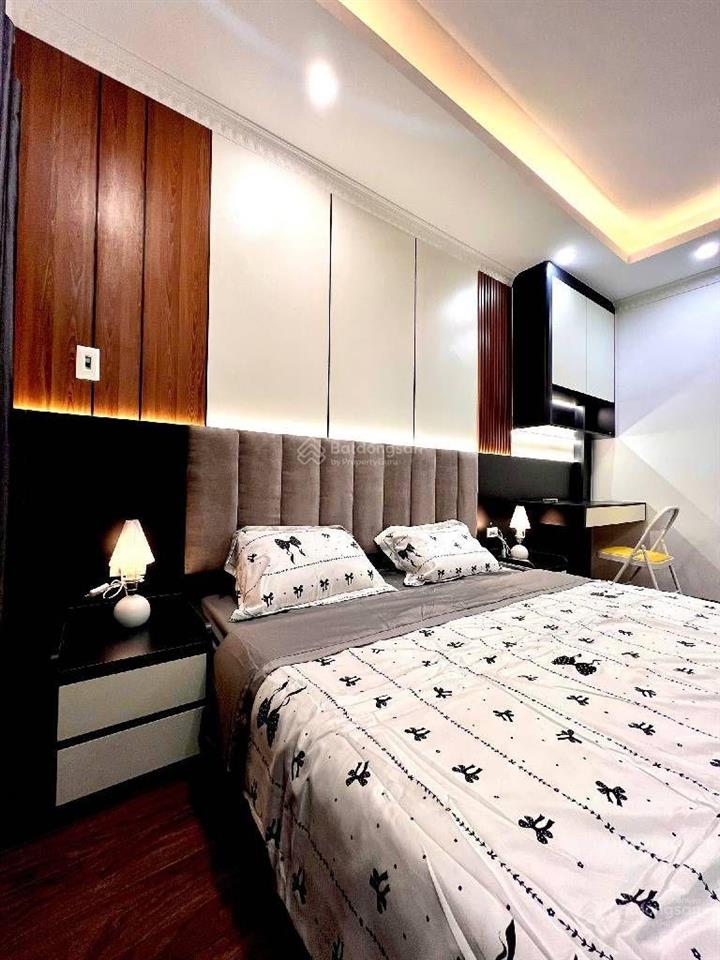 Ngộp ngân hàng chủ cắt lỗ kịch sàn chỉ 5.7 tỷ có căn 5 tầng 35m2 mới coong full nội thất gần c 1 2