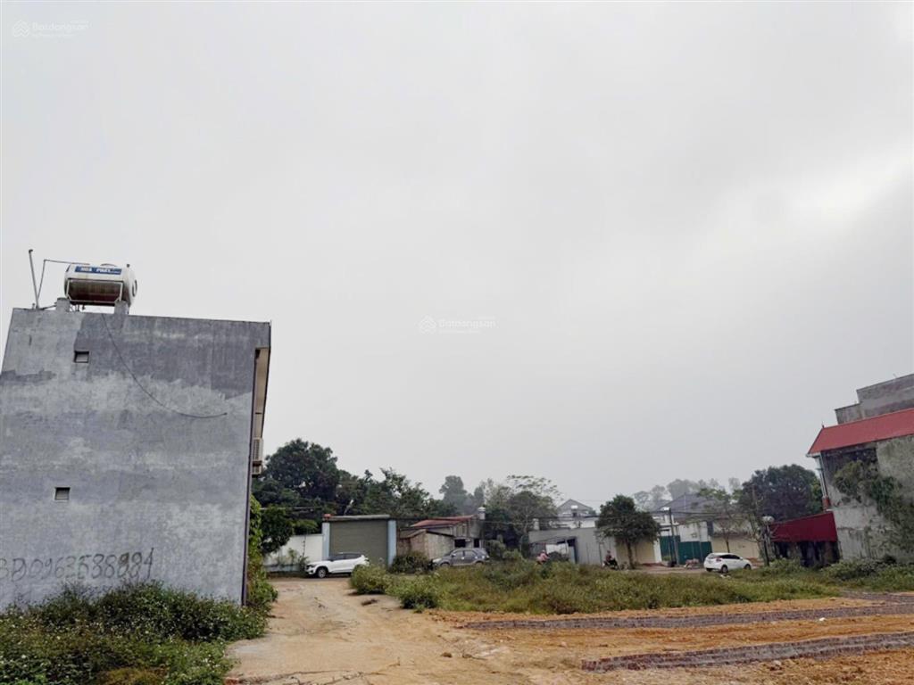 Hàng f0 cách kcn tam dương chỉ 600m
tại giếng mát  tam dương  phú thọ  diện tích từ 8096m2 thổ