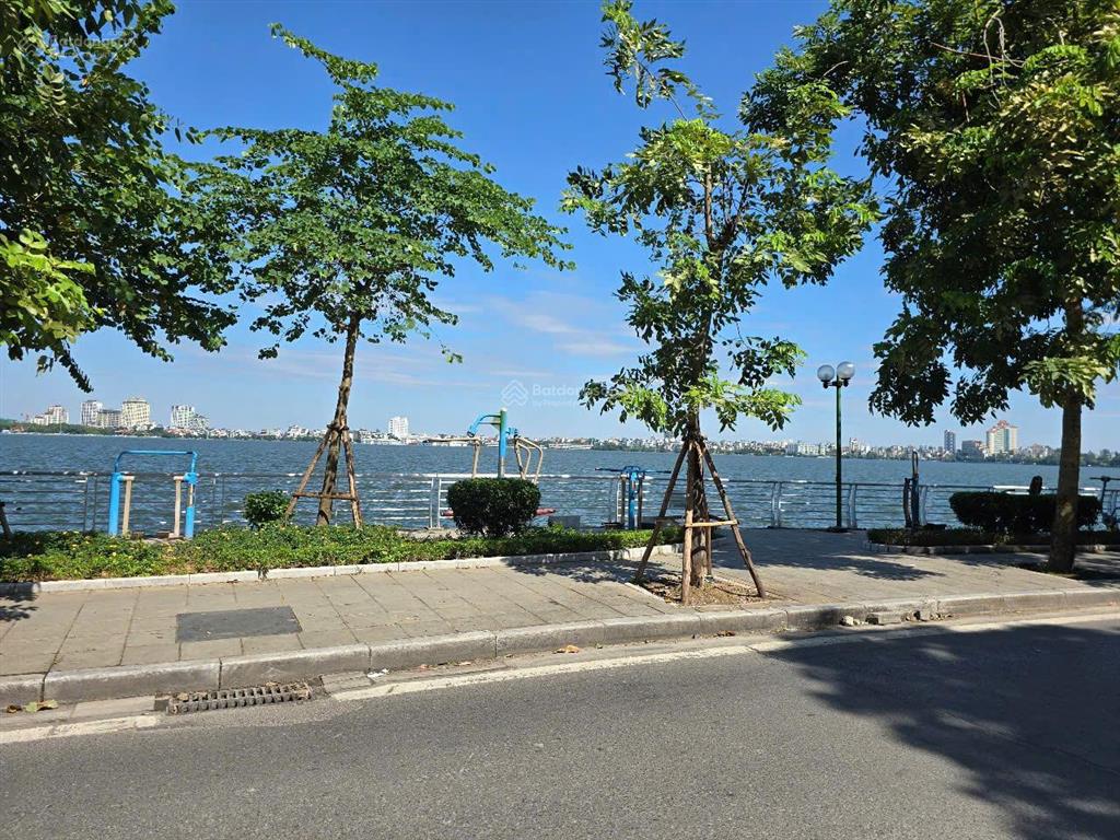 Bán đất view hồ tây lộng gió mặt tiền khủng 2 mặt phố nguyễn đình thi 330m2 mt 22m 85 tỷ tây hồ