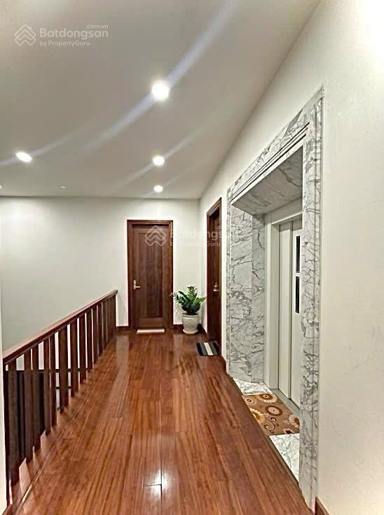Siêu hiếm bt lô góc vinhome riverside view sông bể bơi 600m2 4tầng thang máy mt35m 296 tỷ long biên