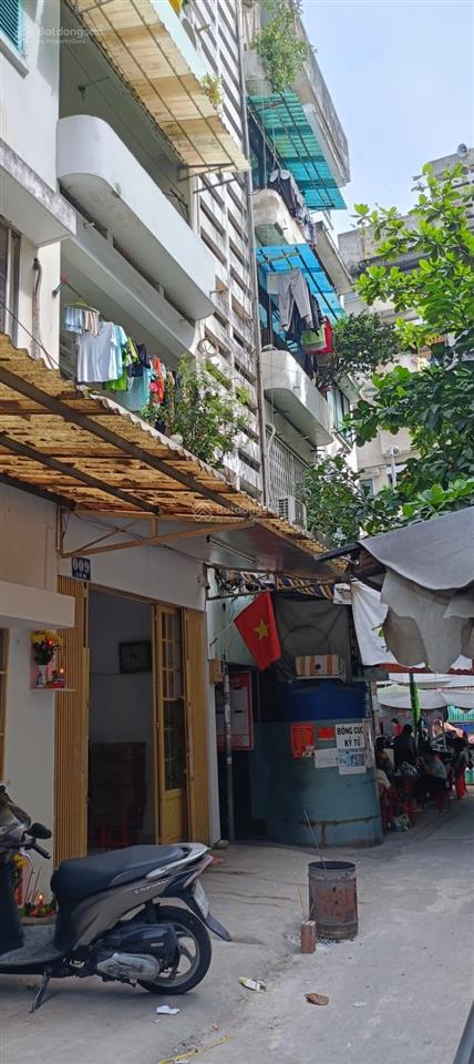 Quận 5  cc xóm cải 2pn lầu 1 shr giá 2,6tỷ