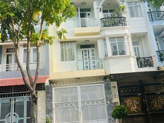 Bán nhà mặt tiền đường phan phú tiên gần trần hưng đạo p10 q5. dt 4x22m giá 19.5 tỷ