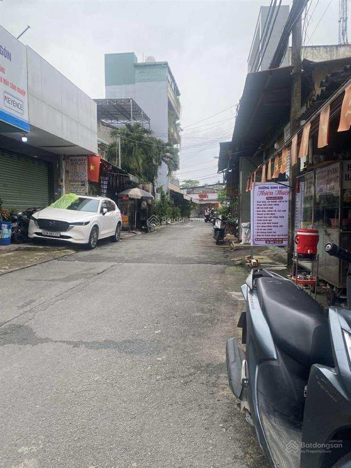 Bán nhà mặt tiền chợ linh xuân, 66m2 hẻm ô tô thông, giá 3,74 tỷ.