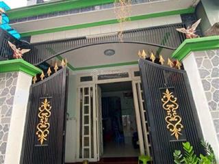 Nhà 2 tầng hoàn công đủ  giá 3,95 tỷ tl. đường thông  vài bước ra đường chương dương 