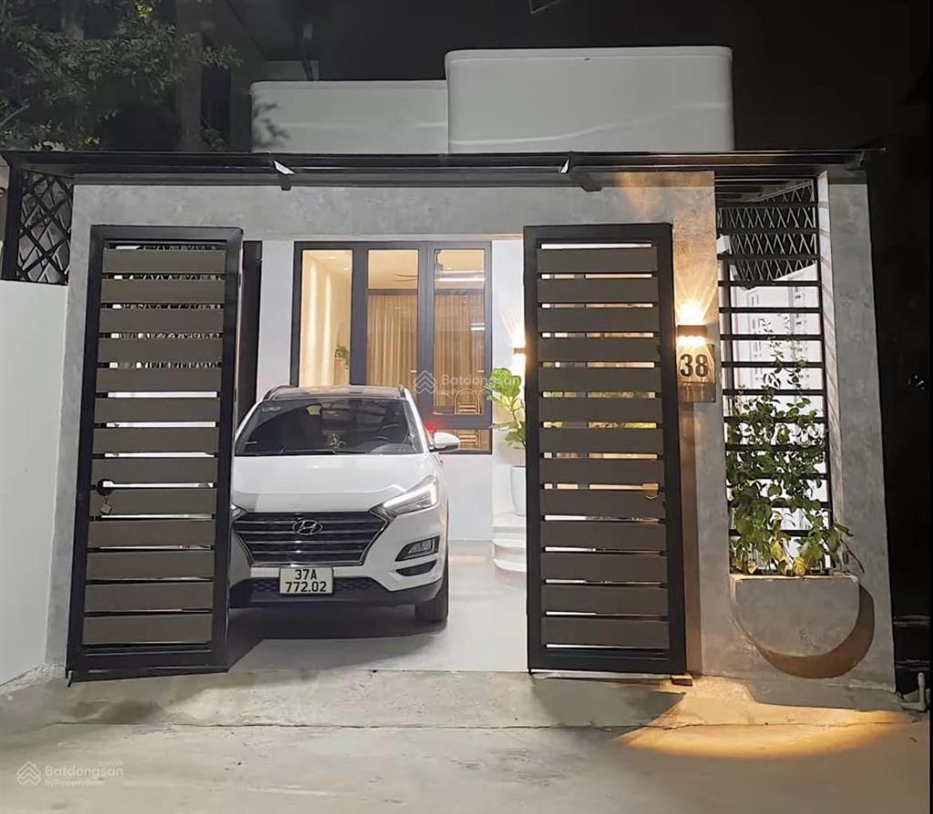 Cho thuê nhà khu phân lô đường bưởi 70m2 x4 tầng, đường ô tô, full đồ cơ bản. giá 25tr/th