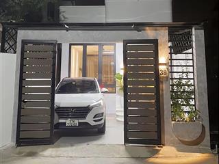 Cho thuê nhà khu phân lô đường bưởi 70m2 x4 tầng, đường ô tô, full đồ cơ bản. giá 25tr/th