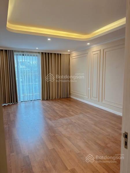 Cho thuê nhà khu phân lô đường bưởi 70m2 x4 tầng, đường ô tô, full đồ cơ bản. giá 25tr/th