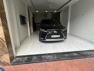 Cho thuê nhà view hồ hoàng cầu dt 80m² * 5 tầng, mt 5m, vị trí đẹp, kd sạch sẽ, vp, spa. giá 30tr