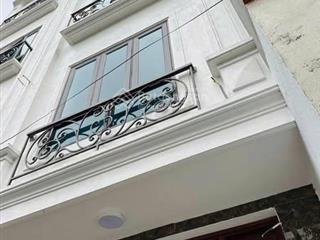 Cho thuê nhà riêng mới tinh huỳnh thúc kháng 40m² * 6 tầng, vị trí kinh doanh, vp, thông sàn. 15tr