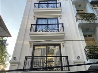 Cho thuê nhà riêng phân lô nguyên hồng thành công dt 55m² x 5 tầng, ô tô đỗ cửa. giá thuê 20tr/th