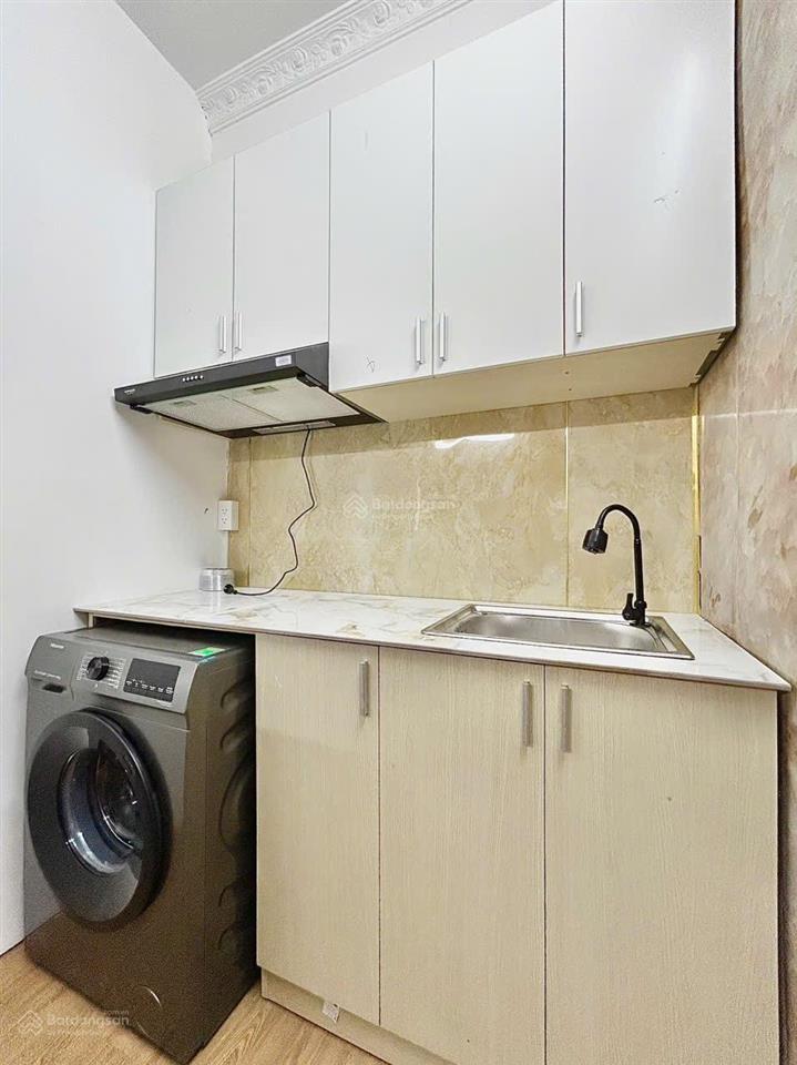 Cho thuê căn hộ 1 phòng ngủ máy giặt riêng mới gần ngã tư hàng xanh quận bình thạnh  0337 740 ***