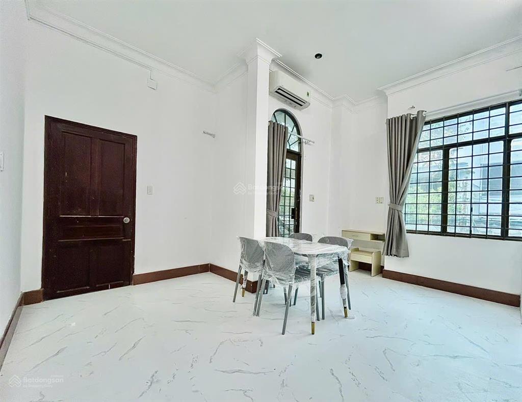 Cho thuê căn hộ 1 phòng ngủ máy giặt riêng mới gần ngã tư hàng xanh quận bình thạnh  0337 740 ***