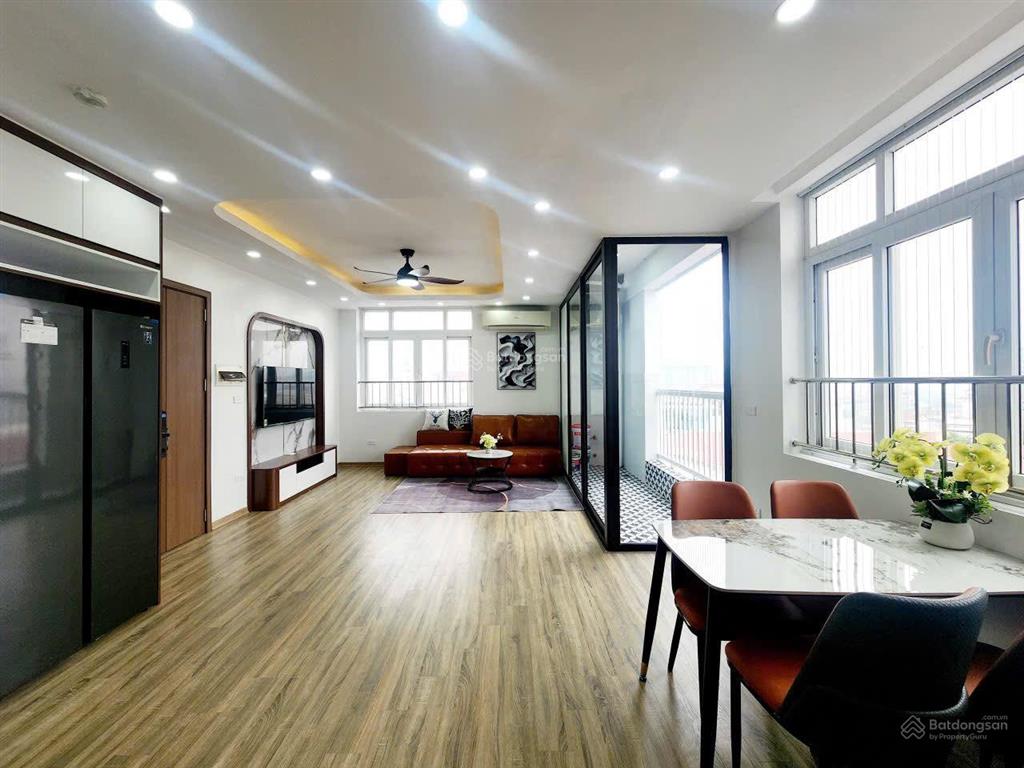 Bán chung cư cầu tiên, 1277 giải phóng. dt 90m2 3 p ngủ 2 wc. đầy đủ đồ. giá 6,95 tỷ  0983 873 ***