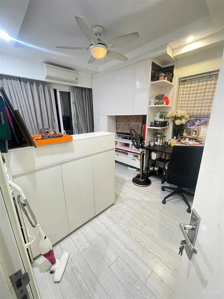 Bán căn hoa hậu căn góc toà nhà south building tasco  trần thủ độ, 95m2 3pn 2 wc.  0983 873 ***