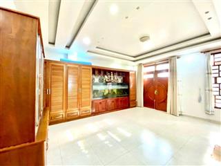 Giáp bình thạnh gần sân bay sát mt phạm văn đồng, phan văn trị, ngay emart 110m2 + c4 hơn 9 tỷ tl