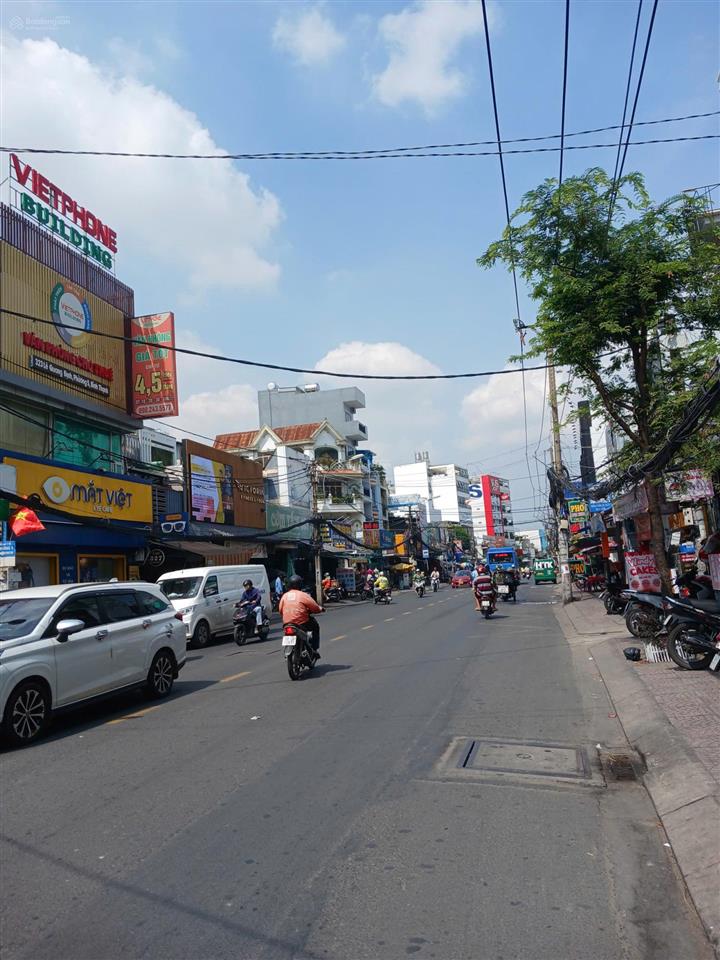 Bán nhà mt lê quang định 4x18m trệt 4 lầu st vị trí đẹp hđt 40tr/tháng