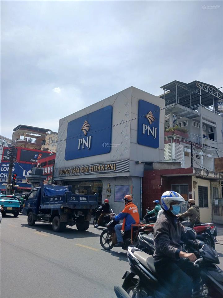 Bán nhà mt lê quang định 4x18m trệt 4 lầu st vị trí đẹp hđt 40tr/tháng