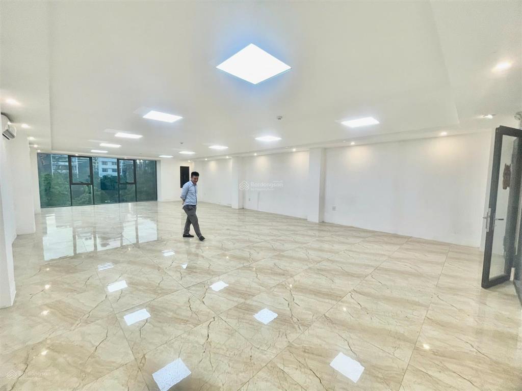 Bql toà nhà cần cho thuê tại nam từ liêm diện tích 170m2 còn sàn duy nhất giá cực rẻ chỉ 180k/m2