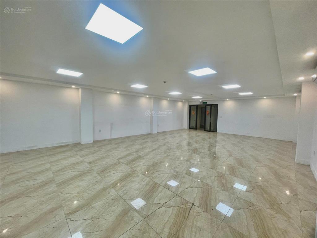 Bql toà nhà cần cho thuê tại nam từ liêm diện tích 170m2 còn sàn duy nhất giá cực rẻ chỉ 180k/m2