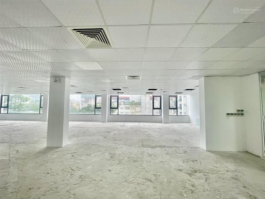 Bql tòa nhà c office cầu giấy mặt đường thành thái cần cho thuê sàn văn phòng 185m2.  0972 524 ***