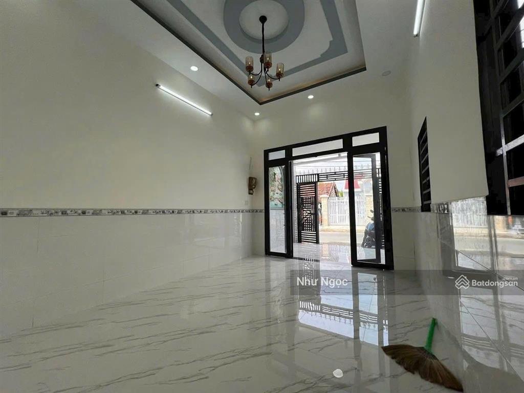 Chính chủ bán nhà riêng trệt lầu 120m2 ngay chợ phú lạc phong phú, tphcm. sổ hồng riêng