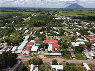 10x32 có thổ, đường thông. khu trung tâm. 6xx tr