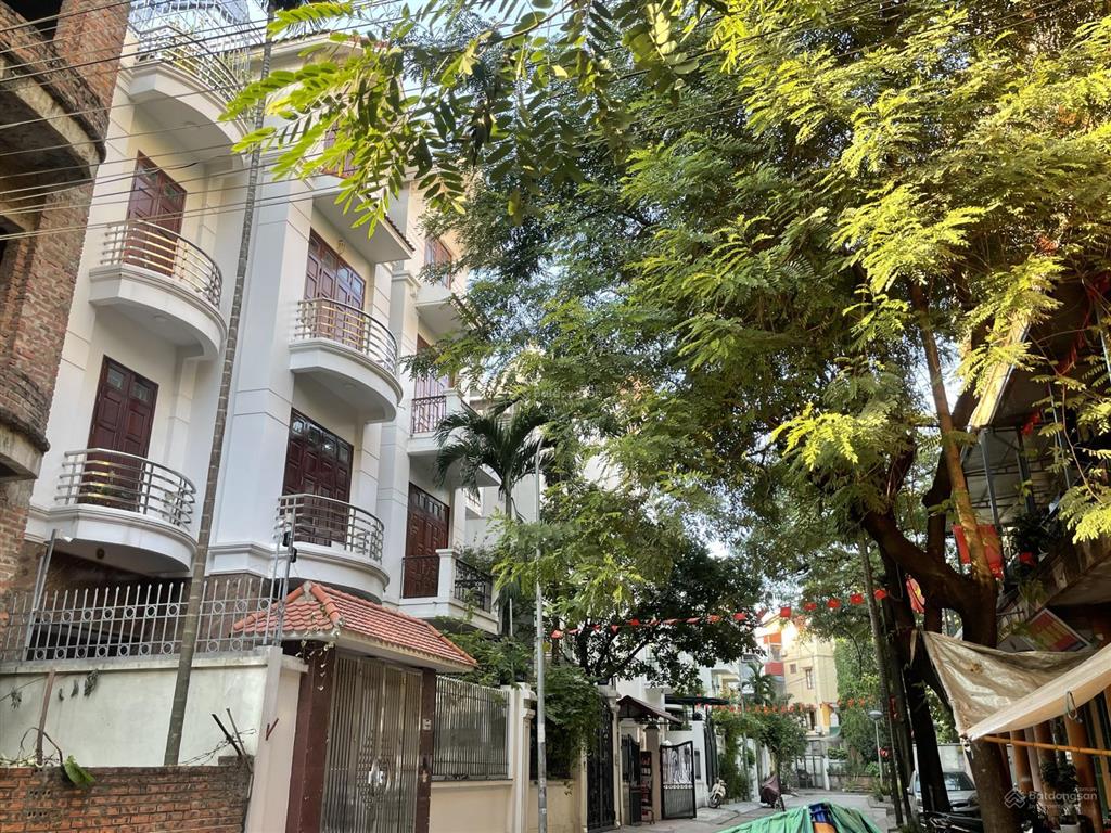 Biệt thự phố nguyễn xiển, 230m2, mt 10m, cơ hội cho các nhà đầu tư, giá 53.6 tỷ, thanh xuân