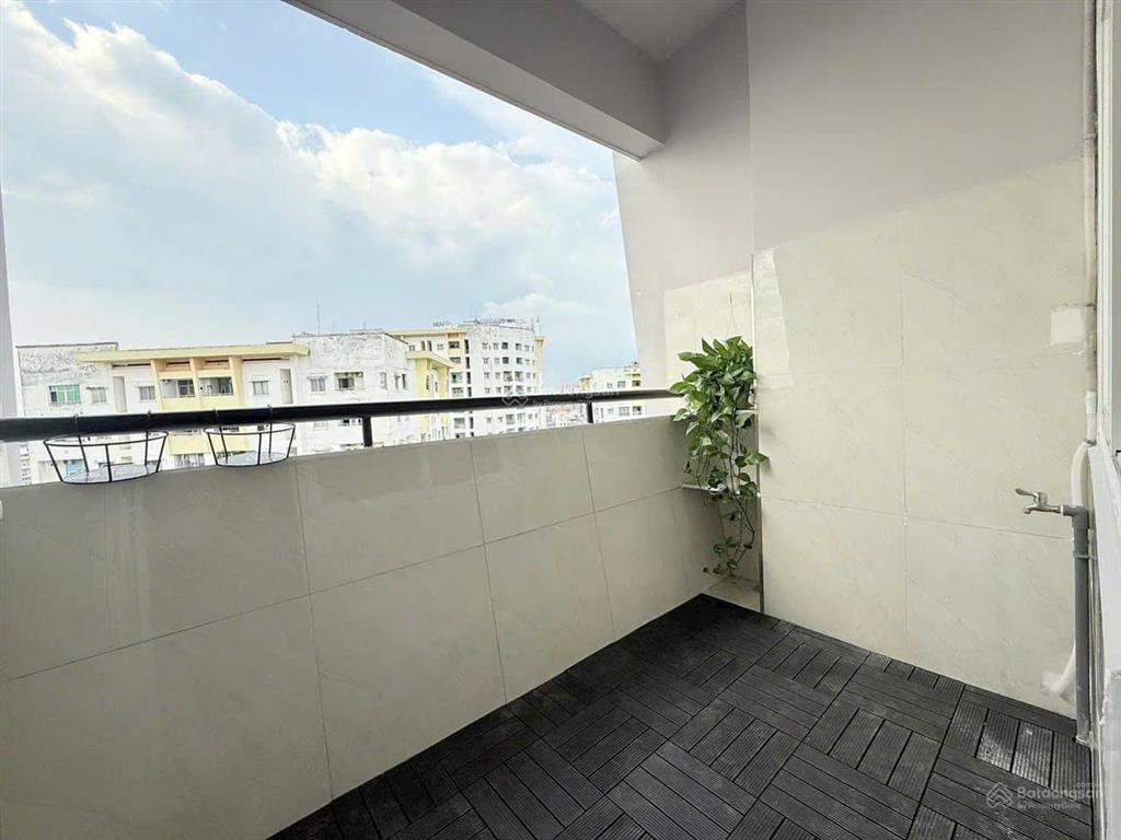Cần bán gấp! ch  chung cư cây mai. q11, 50m2, 2pn, 1wc, có sổ hồng, giá 2,8 tỷ tl.  0981 674 ***