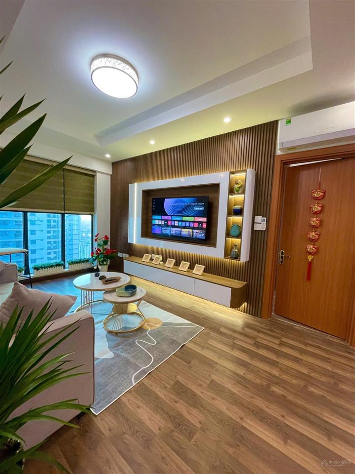 Tt chuẩn bán chcc 50m2, 1n, 1k, nhà đẹp tại trần quý kiên tầng đẹp, vuông vắn, có thể sửa 2n, 2vs
