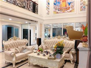 Tôi cần bán căn hộ n05 trần duy hưng, 162m2, căn góc đẹp nhất tòa, 0396 116 ***