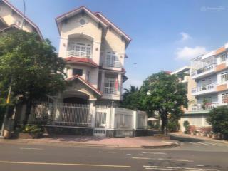 Bán biệt thự himlam 6a cách đại học rimit q.7  500m