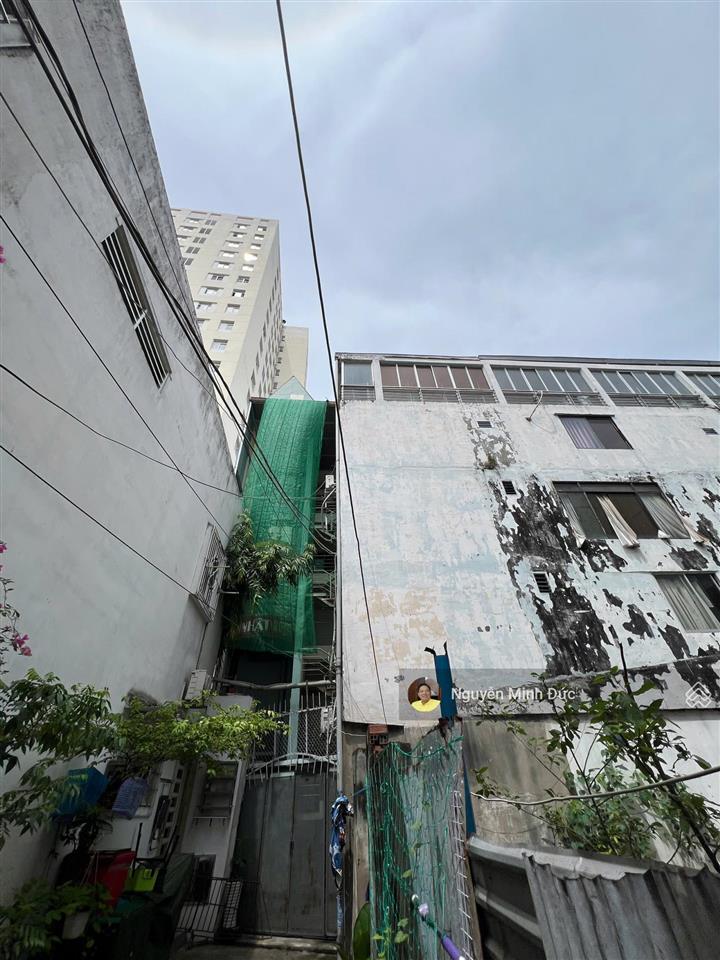 Bán đất trống xô viết nghệ tĩnh f26 ngang 8,96m ( nở hậu 9,17 m) x dài 15,31m 145,3m2,tin thật