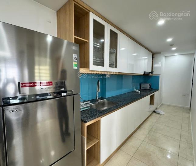 Gia đình cần bán gấp ăn hộ 3 phòng ngủ 118 m2 tại chung cư intracom trung văn. giá 7,5 tỷ