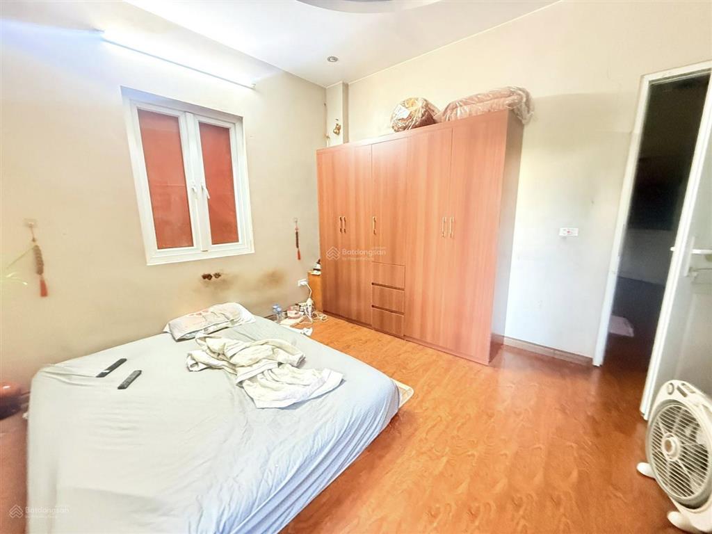 Nhà nguyễn thái học 59m2*5t, mt 4.2m, 15m ra phố, căn góc, ngõ rộng 5m ô tô 7 chỗ vào nhà, 3 thoáng