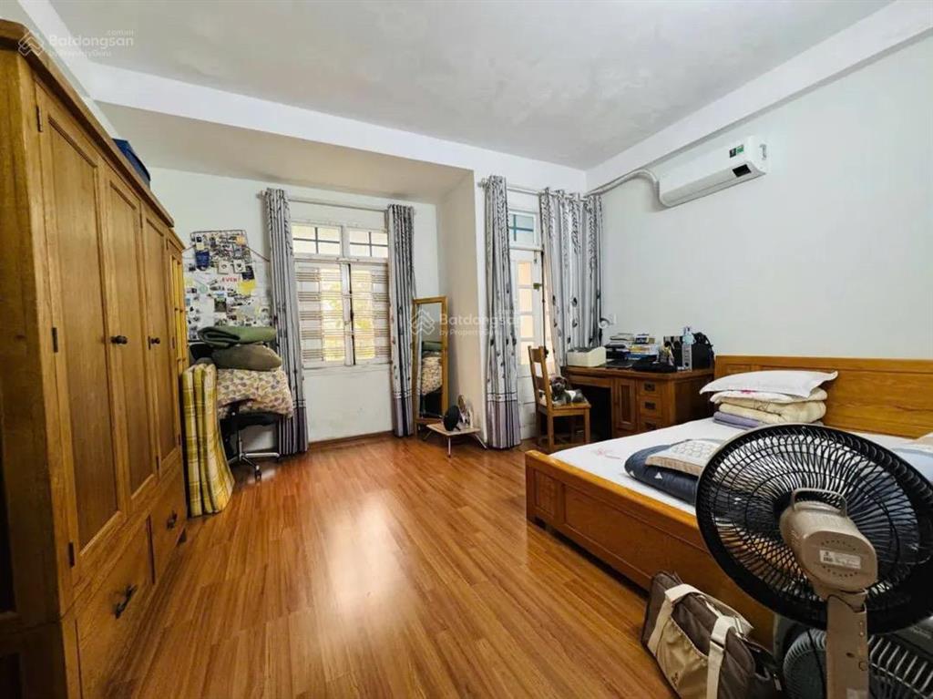 Bán nhà 3 tầng mt ngô thế vinh  100m2 (5x20)m, full nội thất vào ở ngay