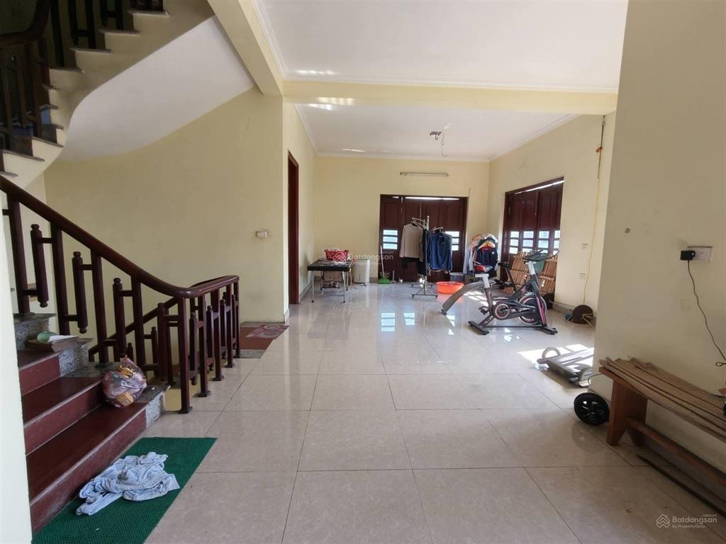 Cần bán gấp nhà 405m2, mt15m, 4t, 6n, lô góc, 3 thoáng, 33 tỷ, nguyên khê, đông anh.