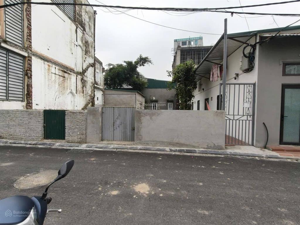 Đất bắc hồng, 99m2, mt 5m, 2 ô tô tránh, bìa làng, 10 tỷ. đông anh