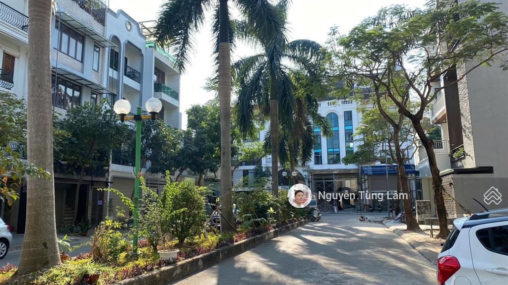 Hiếm đất đấu giá việt hưng 85m2 mt 5m gần hồ  sát phố ô tô tránh vỉa hè