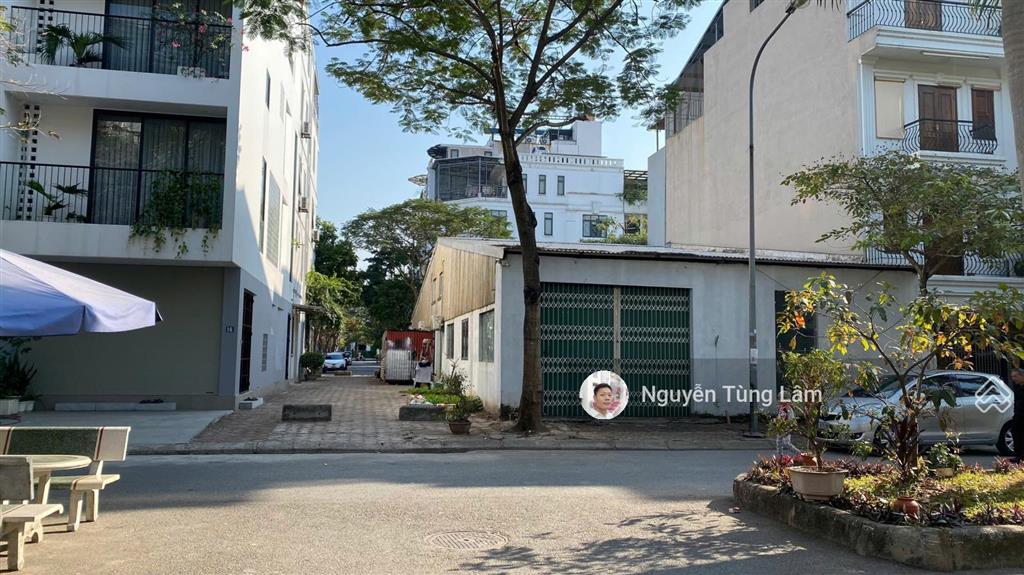 Hiếm đất đấu giá việt hưng 85m2 mt 5m gần hồ  sát phố ô tô tránh vỉa hè