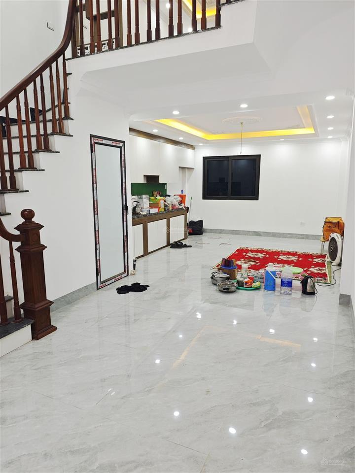 Nhà đẹp đón tết tại đông mỹ, thanh trì, đường thông ô tô, nhà mới 5 tầng, giá 7 tỷ 590