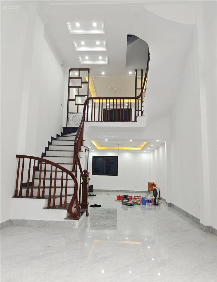 Nhà đẹp đón tết tại đông mỹ, thanh trì, đường thông ô tô, nhà mới 5 tầng, giá 7 tỷ 590