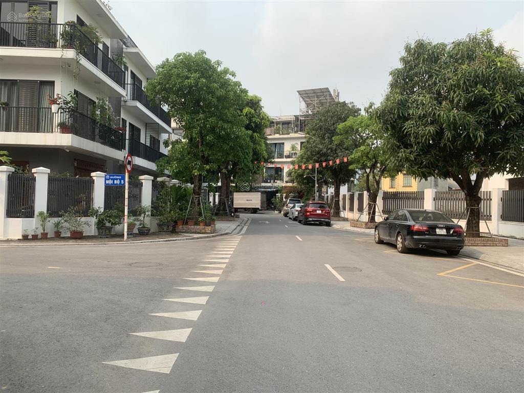 Siêu phẩm duy nhất bàn giao thô diện tích 82,5m2 đẹp nhất dự án. giá bán 20.5 tỷ thu về