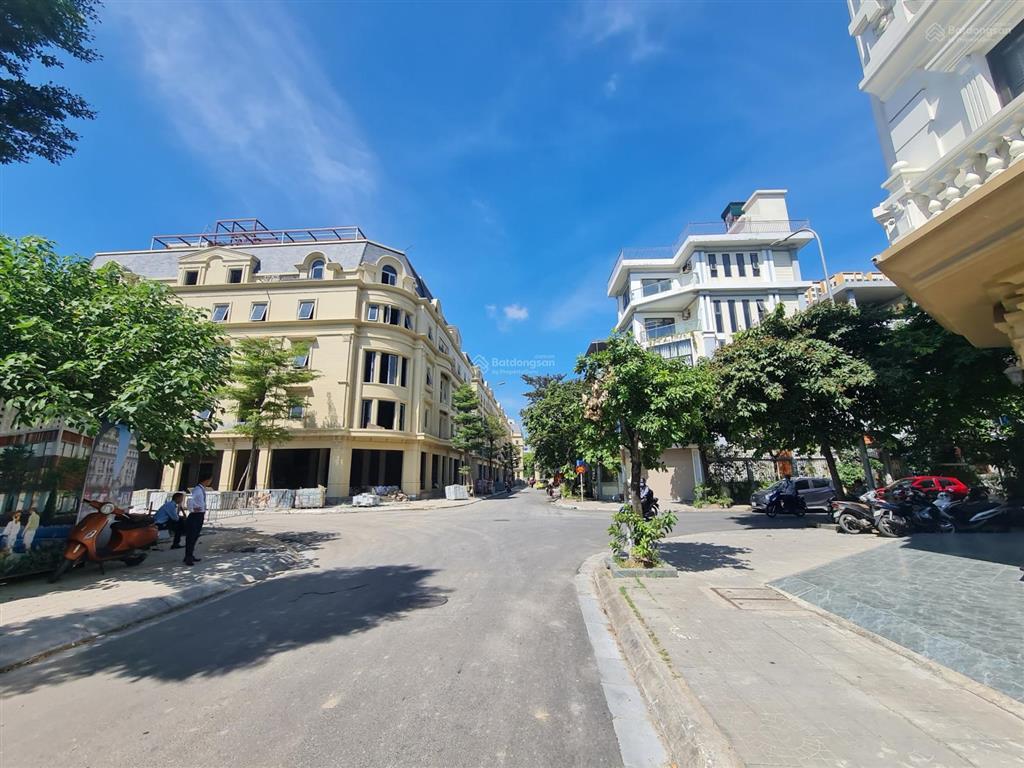 Do cần tiền nên tôi bán gấp thanh khoản lô góc 124m2 mặt tiền 8m, vị trí trung tâm