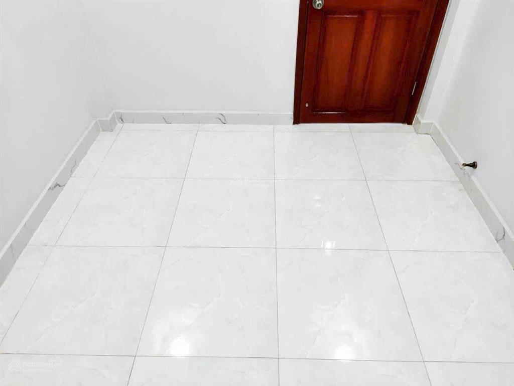 Bán nhà căn góc hẻm xe hơi đường mễ cốc p15 q8