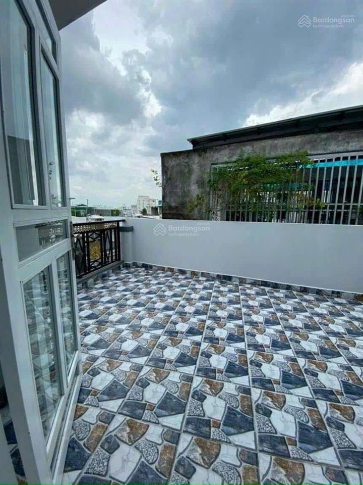 Bán nhà căn góc hẻm xe hơi đường mễ cốc p15 q8